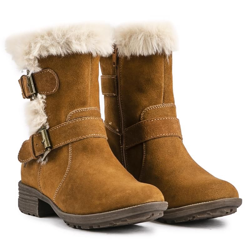 These Tracie Boots By Hush Puppies Are A Timeless, Cosy Style, Featuring Soft Suede Upper With Faux Fur Details And Buckle Strap. The Tan Mid-calf Must-have Staple Have A Heel Height Of 2cm And Guarantee A Day In Town Is As Comfortable As A Walk Through The Woods.
