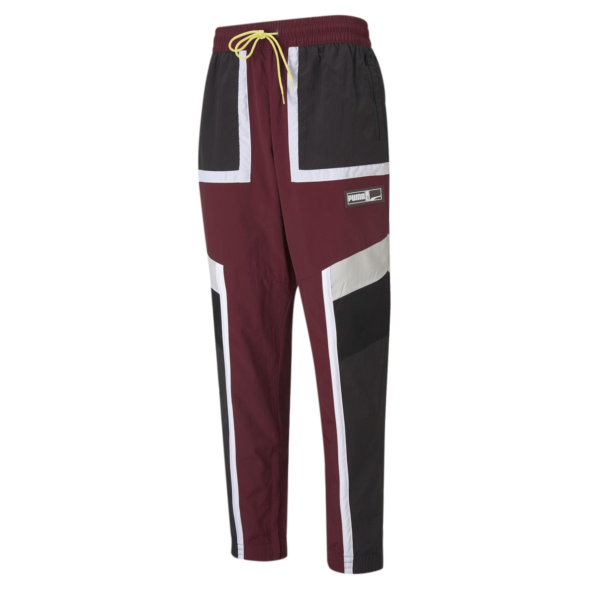 PRODUCT STORY Retro-inspired and street sleek, the Court Side Basketball Pants are head-turners. With lounge-worthy lines and in standout colour combinations, you'll make comfortable look cool. DETAILS : Regular fit Side pockets, plus hidden pockets for secure storage of belongings Elasticated cuffs Adjustable waistband with elongated drawcords for customised comfort PUMA branding at left thigh