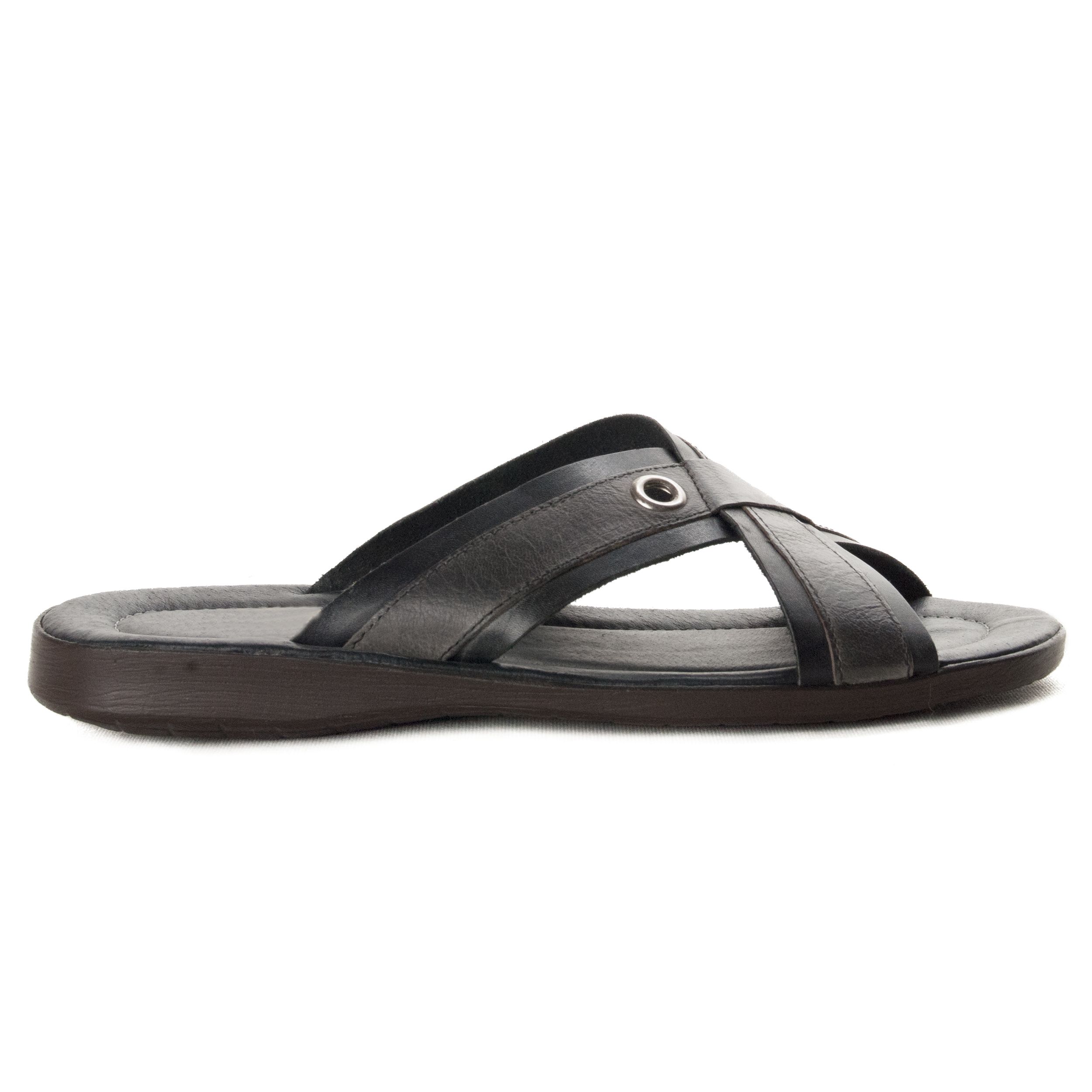 Men's skin sandal, with maximum comfort on the floor, by its gel, soft and padded template. Anatomical Coast of two crossed strips in front. Very summer for his style. Made in Spain,