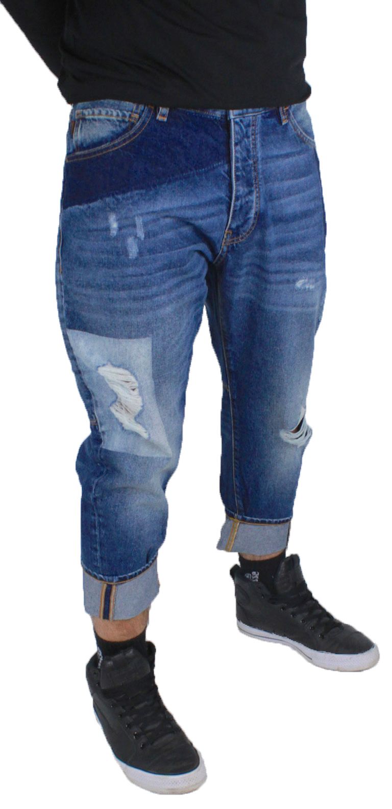 Armani Jeans 6Y6J04 6D2NZ 1500 Jeans. Medium Blue Denim. Zip Fly. 3/4 Length. Armani Jeans Leather Badge. Loose Fit