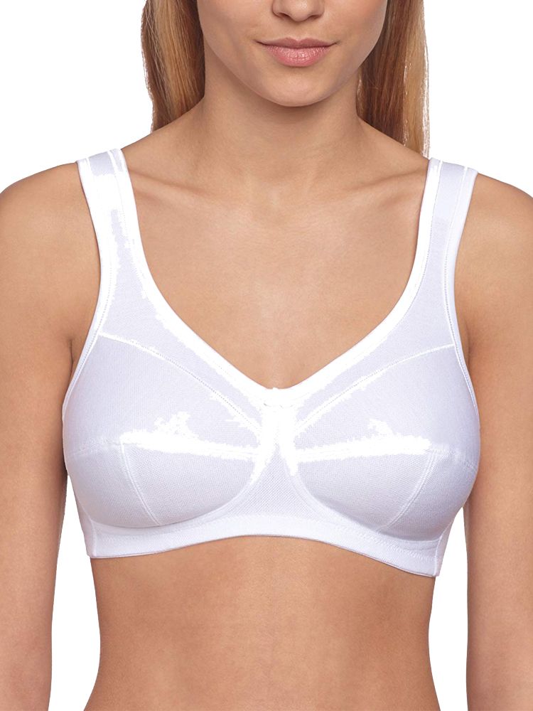 Anita Jana, feel comfortable all day long with this beautiful soft cotton bra.  Non wired three-section cups provide you with full coverage and excellent support!  Fully adjustable straps are softly padded preventing digging in.   A must have in your favourite lingerie collections.