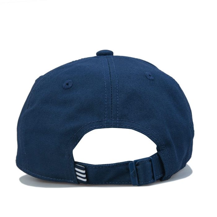 adidas Baseball 3- Stripes Twill Cap in indigo.- Medium-curved brim and crown.- Adjustable logo hat.- Padded sweatband.- Soft feel.- UV 50 factor.- 3-Stripes pride.- adidas Badge of Sport logo to front.- Twill.- Shell: 100% Cotton. Sweatband: 100% Polyester. Lining: 80% Polyester  20% Cotton. Machine washable.- Ref: FK0895