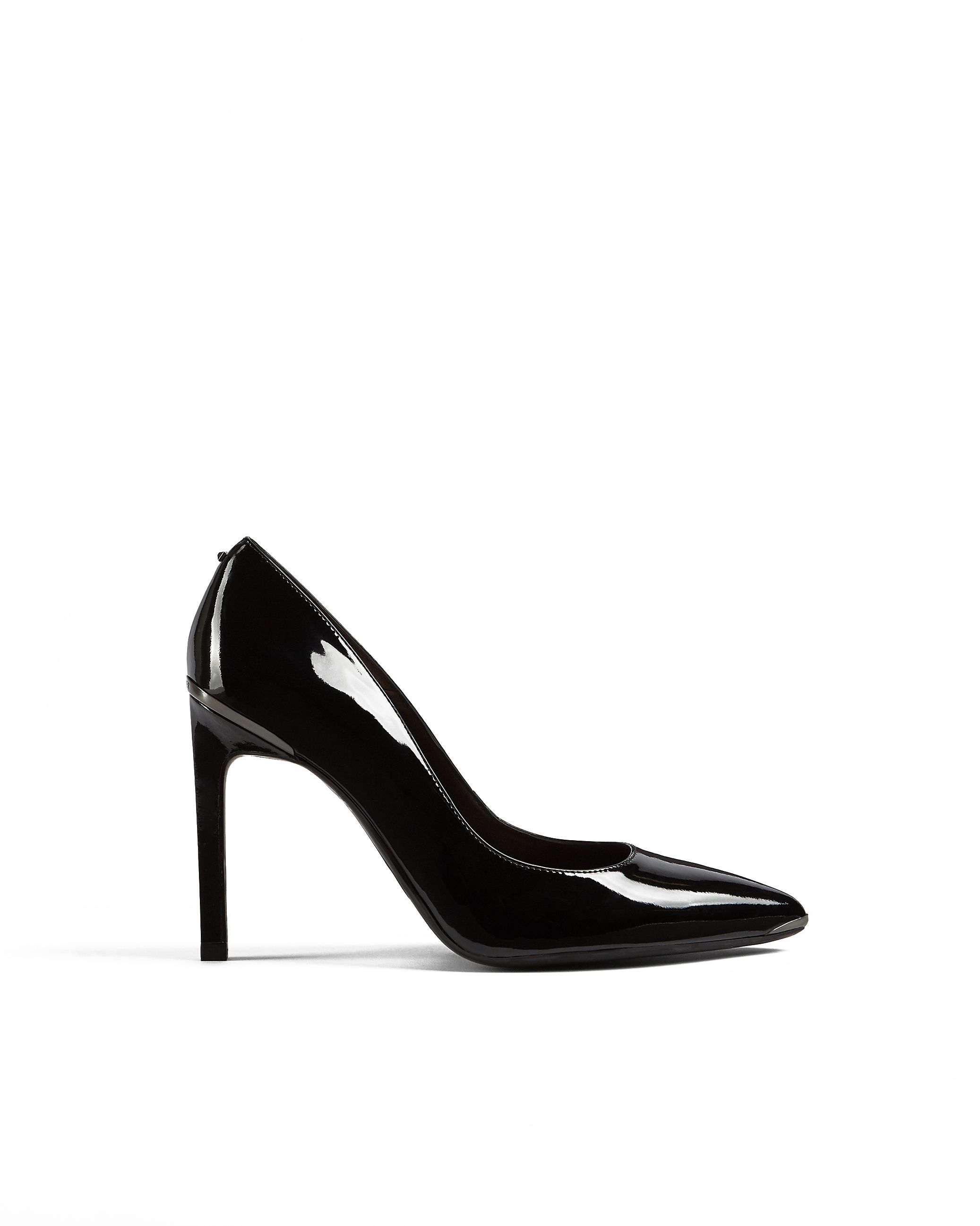 melnil patent leather courts