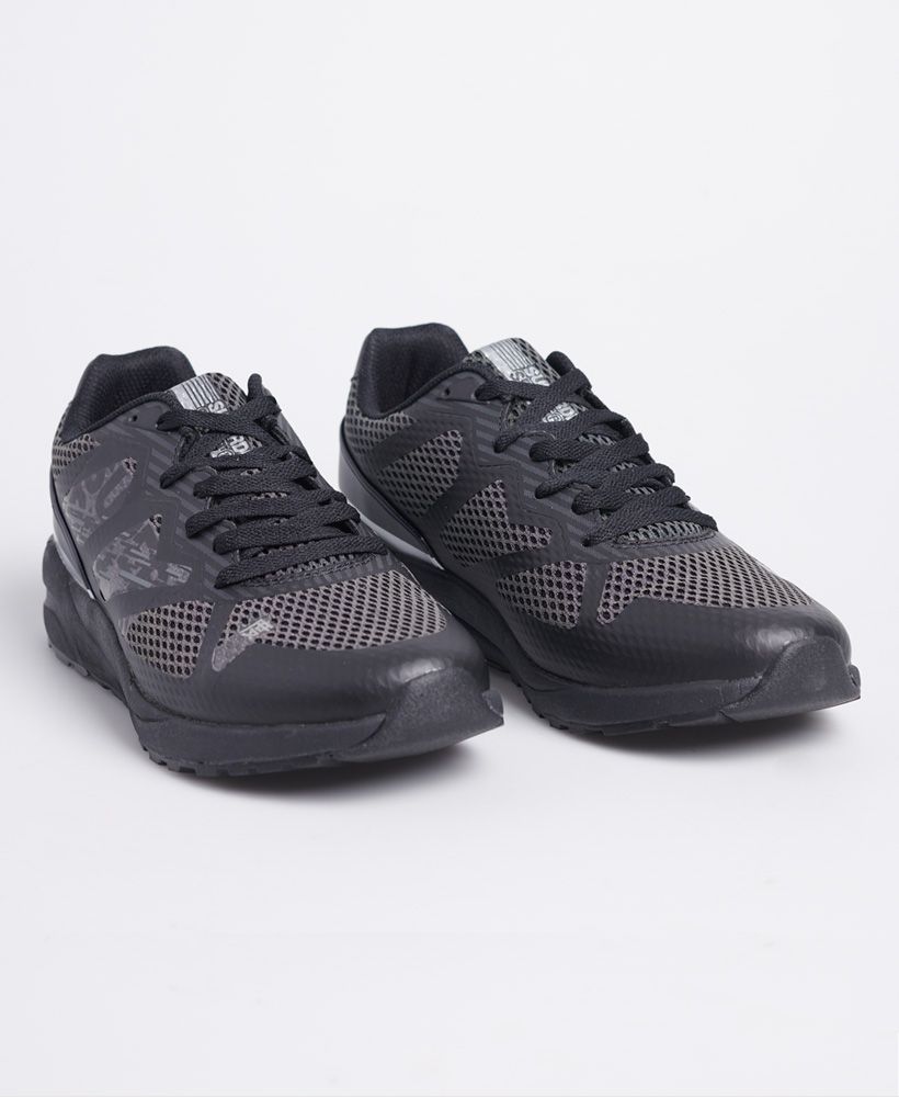 Superdry men's active Sport low trainers. These spots trainers feature a lace up fastening, padded ankle support and cushioned foot bed for maximum comfort. Finished with a Superdry logo to the side, reflective detalling and Superdry branded lace and sole.