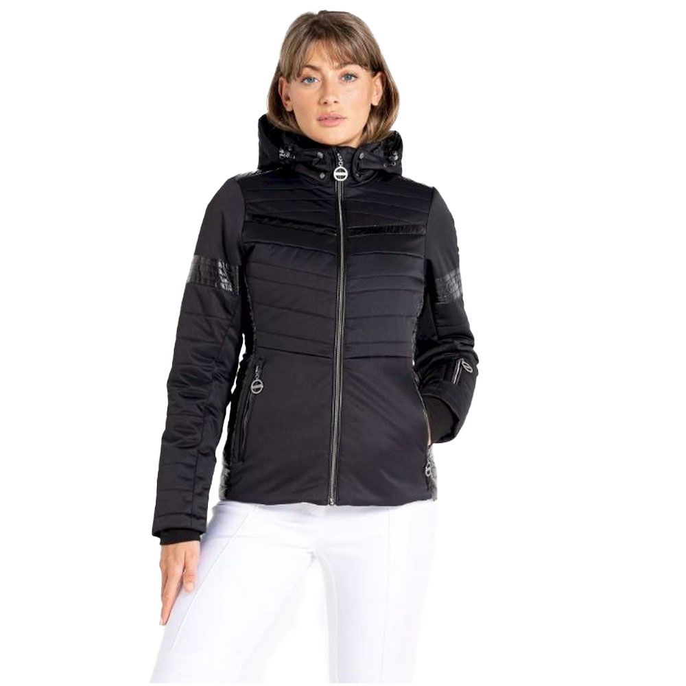 Design: Logo, Quilted. Fabric Technology: Ared 10000, Breathable, Durable, Water Repellent, Waterproof. Detachable Snowskirt, Reflective Detail. Neckline: Hooded. Sleeve-Type: Long-Sleeved. Hood Features: Grown On Hood. Pockets: Pass-Through Pocket, 2 Lower Pockets, 1 Sleeve Pocket. Fastening: Full Zip. Sustainability: Made from Recycled Materials.