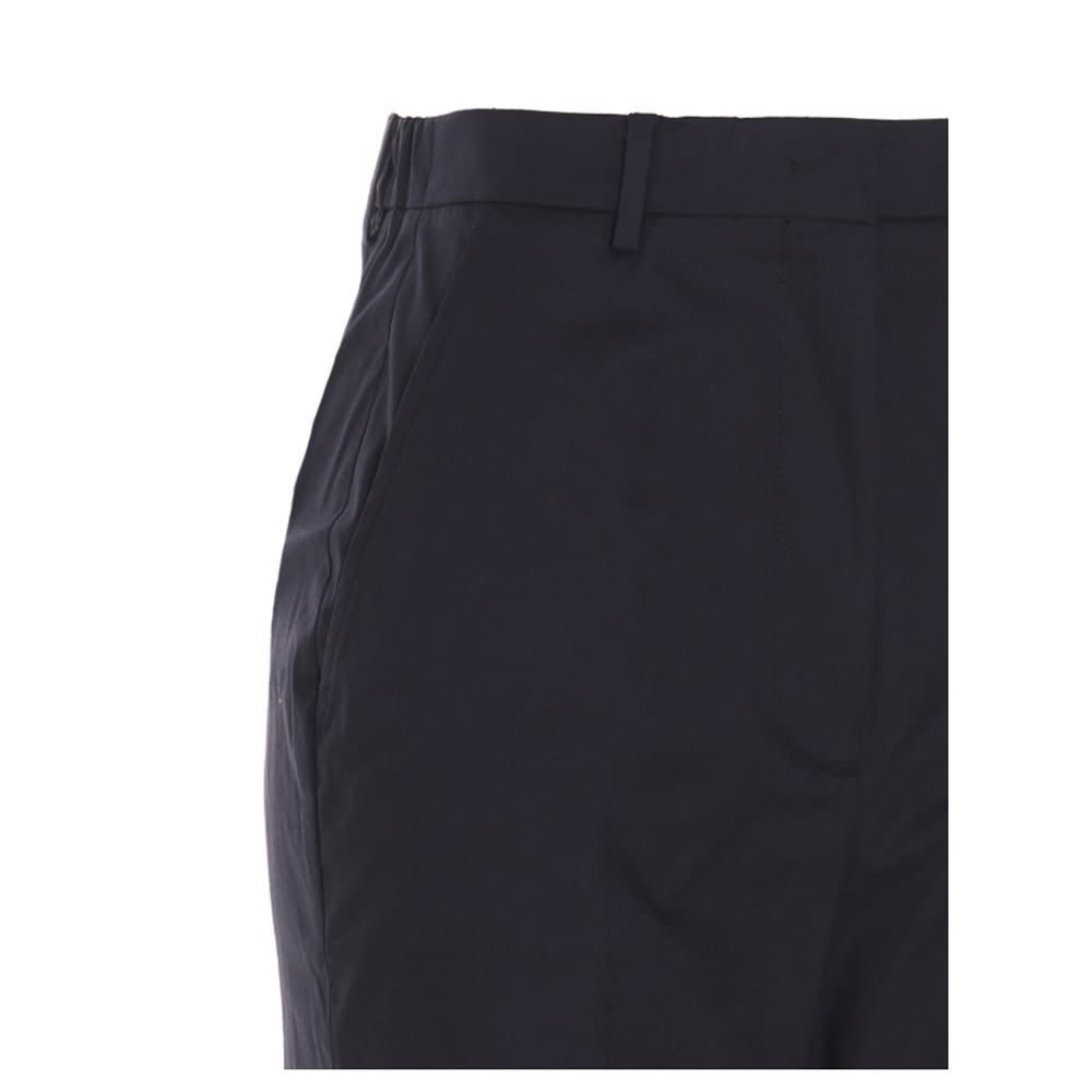 'Gallene' cotton pants with zip, hook and button closure, elastic waistband on the back and cropped fit.