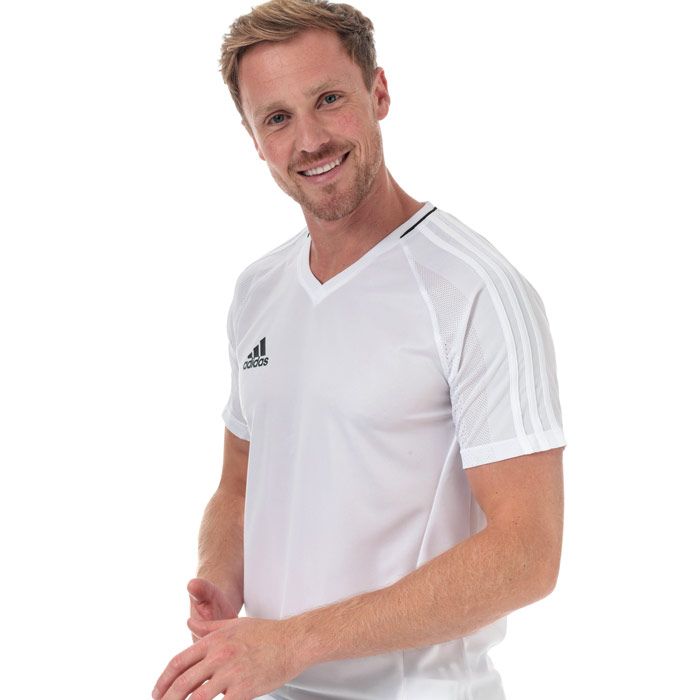 Mens adidas Tiro 17 Training Jersey in white - black.<BR><BR>- climacool helps keep you cool and dry.<BR>- Ribbed V-neck.<BR>- Short raglan sleeves.<BR>- Ventilating mesh at underarms.<BR>- Rolled forward seam detail.<BR>- Applied 3-Stripes at shoulders and sleeves.<BR>- adidas Badge Of Sport logo printed at right chest.<BR>- Fitted fit.<BR>- Main material: 100% Polyester.  Machine washable.<BR>- Ref: BQ2801