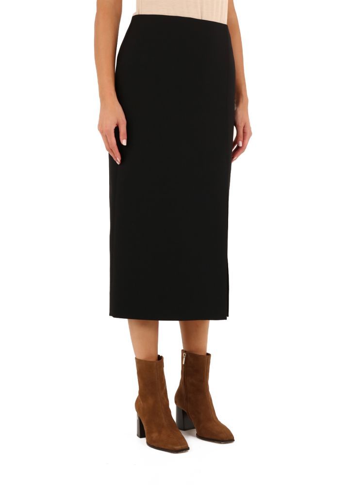 Pencil longuette skirt with letareal slit made of a blend of virgin wool and black silk. High-waisted model.The model is 1.78 cm tall and wears size 40IT / 34FR / S