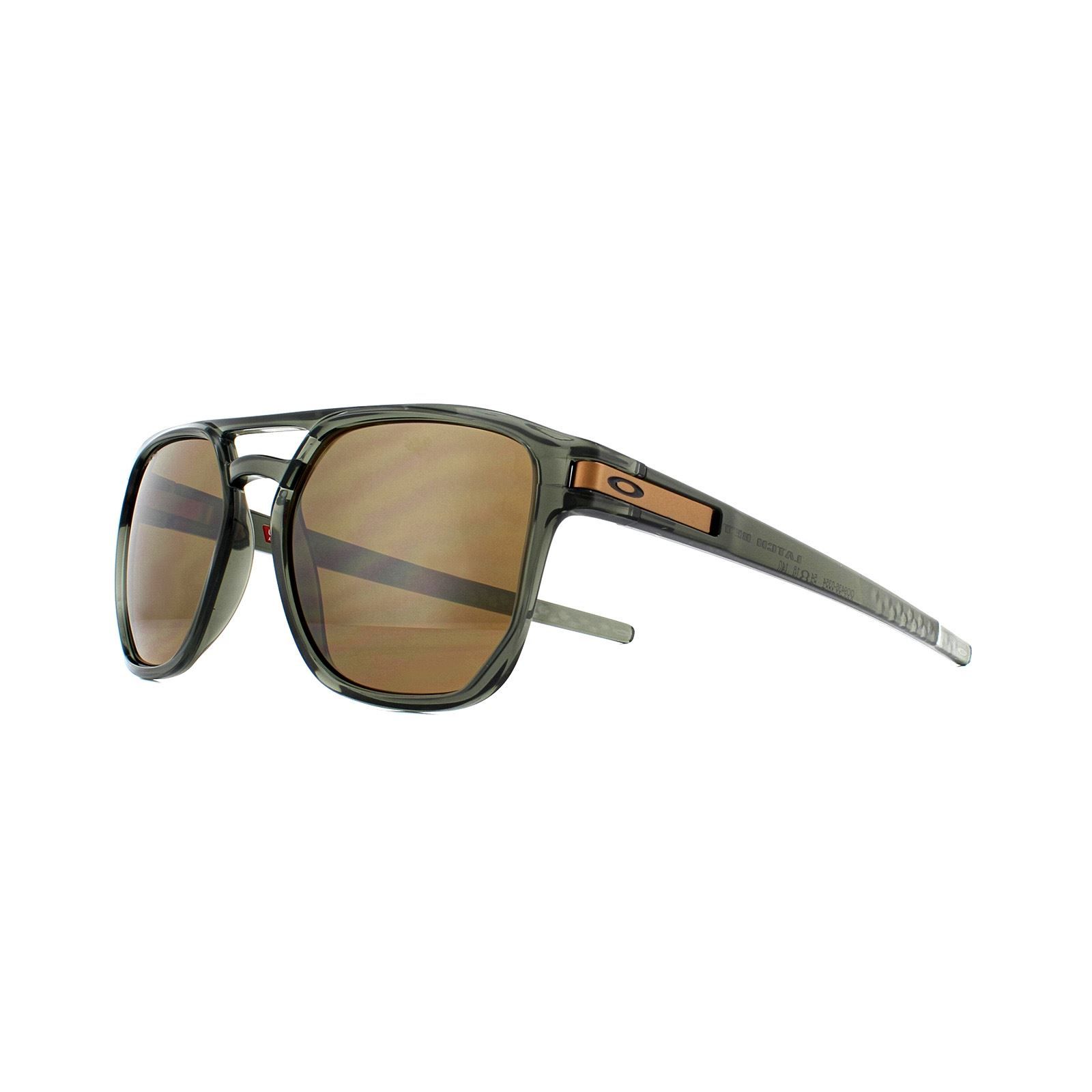 Oakley Sunglasses Latch Beta OO9436-03 Olive Ink Prizm Tungston are a part of the Latch family and a fresh update to one of the most popular Oakley styles with a bold lens shape and double bridge design. With a handy kick up latch feature, they attach to your shirt easily for storage. Made from lightweight O Matter, with the three-point fit they're extremely comfortable. Unobtainium temples also ensure that they stay in place at all times as grip increases with perspiration.
