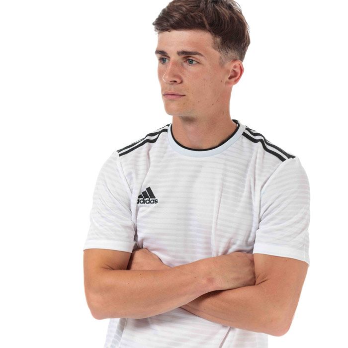 Mens adidas Condivo 18 Jersey in white - black.<BR><BR>- climalite fabric sweeps sweat away from your skin.<BR>- Ribbed crew neck.<BR>- Short sleeves.<BR>- Applied 3-Stripes at shoulders.<BR>- Allover engineered stripe design.<BR>- Embroidered adidas Badge Of Sport logo at right chest.<BR>- Slim fit.<BR>- Main material: 58% Recycled polyester  42% Polyester.  Machine washable.<BR>- Ref: CF0682