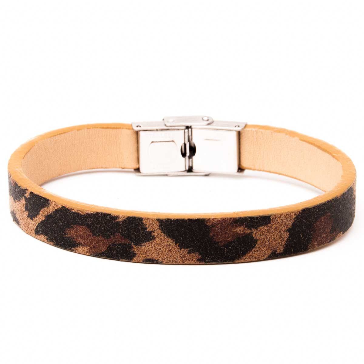 Original natural skin bracelet made of artisanally ideal for women and women. Handmade and with stainless stainless steel closure. Made in Spain. The width is 1 cm and the Standard length of 20 cm. It can be easily adapted home to the measure of each wrist thanks to its manual opening closure.