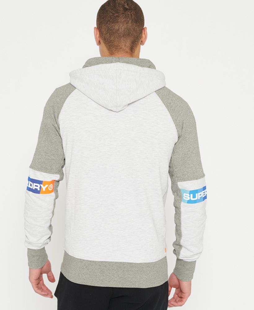 The perfect transitional piece this season, featuring a textured graphic, two pockets, and a sporty design.Drawstring hoodLong sleevesTwo pocketsRibbed trimsLoopback liningTextured graphicsSuperdry branding