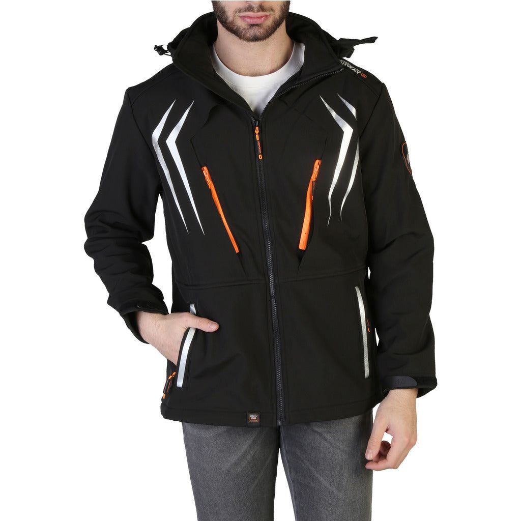 Collection: Fall/Winter   Gender: Man   Type: Jacket   Fastening: zip   Sleeves: long   External pockets: 4   Material: polyester 100%   Main lining: polyester 100%   Pattern: solid colour   Washing: wash at 30° C   Model height, cm: 180   Model wears a size: L   Hood: removable   Inside: fleeced   Details: visible logo