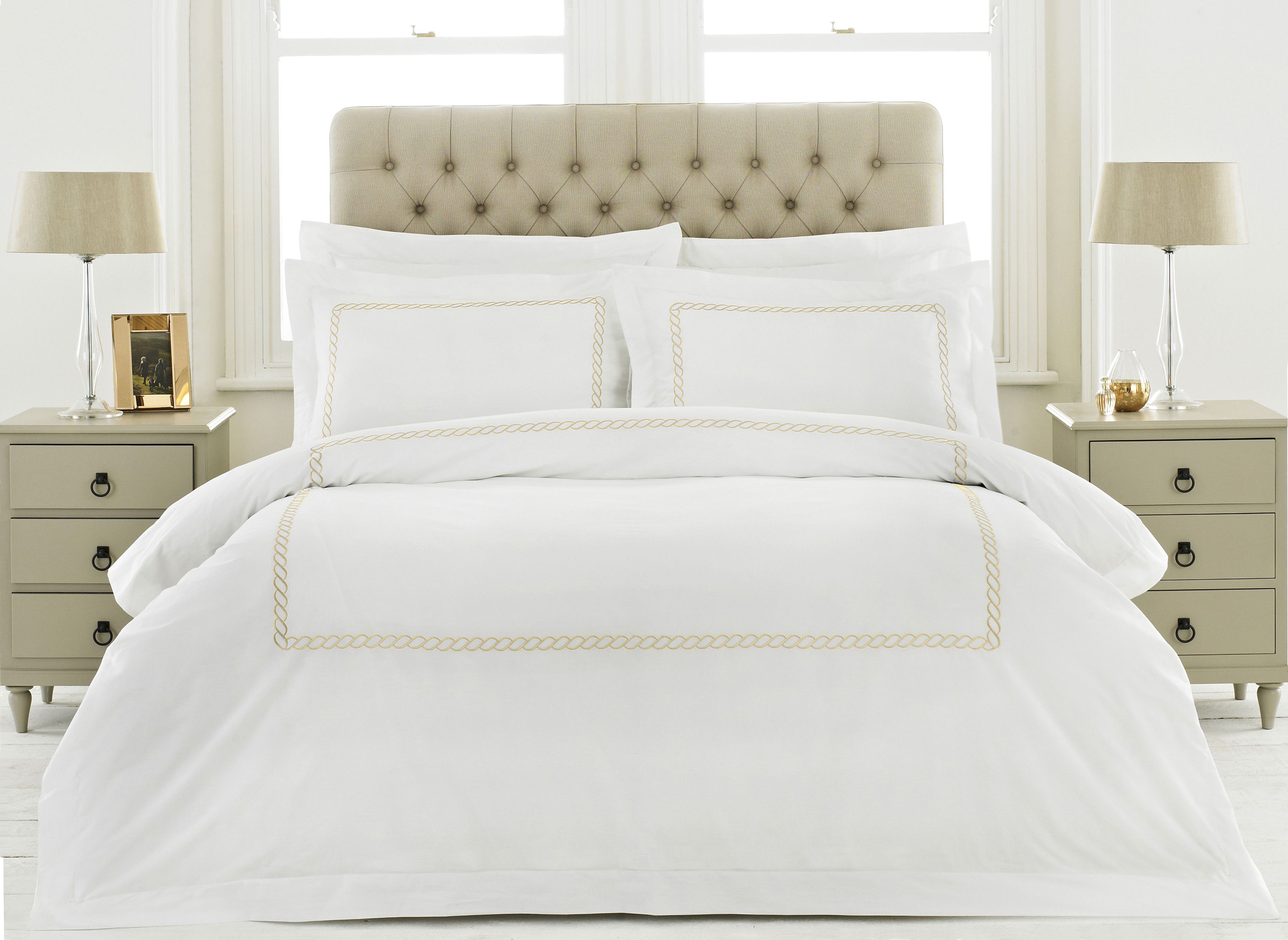 Created from the very finest pure cotton, the Paoletti Cleopatra duvet sets are unashamedly luxurious. Designed for some of the most luxurious boutique 5-star hotels, give your bed a treat and prepare for the best nights sleep of your life. Featuring premium rope embroidery and a luxurious oxford border it's an ideal match for most bedrooms. This duvet set includes a hotel-quality duvet cover and one fully matching pillowcase. The Cleopatra duvet and pillow case set is easy to care for as it is fully machine washable at 40 degrees and is iron appropriate.