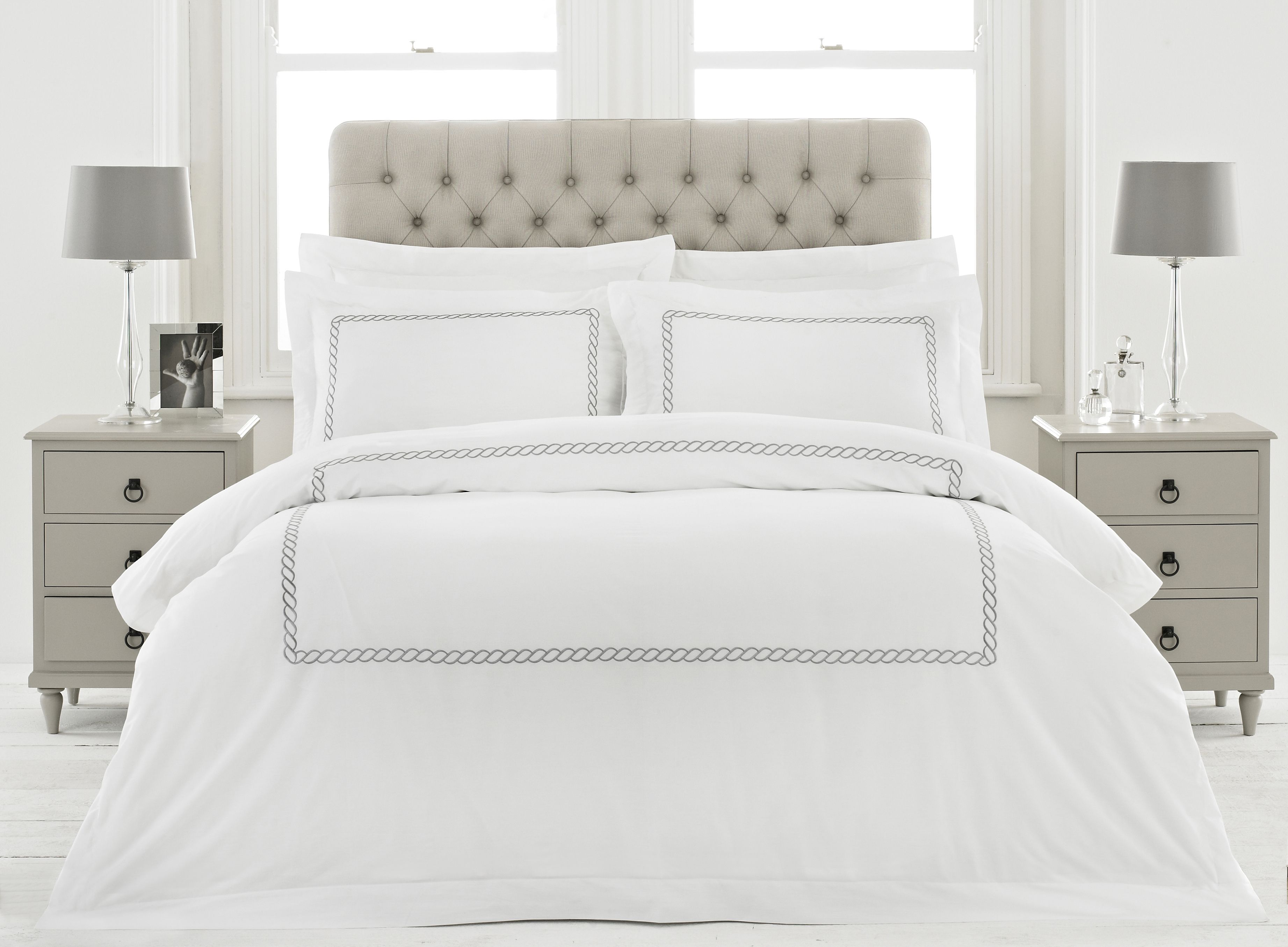 Created from the very finest pure cotton, the Paoletti Cleopatra duvet sets are unashamedly luxurious. Designed for some of the most luxurious boutique 5-star hotels, give your bed a treat and prepare for the best nights sleep of your life. Featuring premium rope embroidery and a luxurious oxford border it's an ideal match for most bedrooms. This duvet set includes a hotel-quality duvet cover and one fully matching pillowcase. The Cleopatra duvet set is easy to care for as it is fully machine washable at 40 degrees and is iron appropriate.