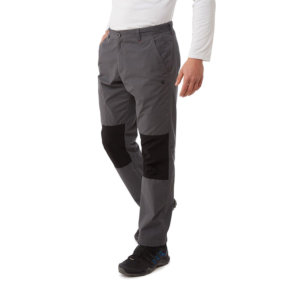Designed for Craghoppers’ Duke of Edinburgh Award Collection, these outdoor trousers make the perfect expedition companions. The classic cargo-style construction incorporates reinforced stretch knee panels and features tough sun-protective properties plus a splashproof finish to make them trail ready from day one.