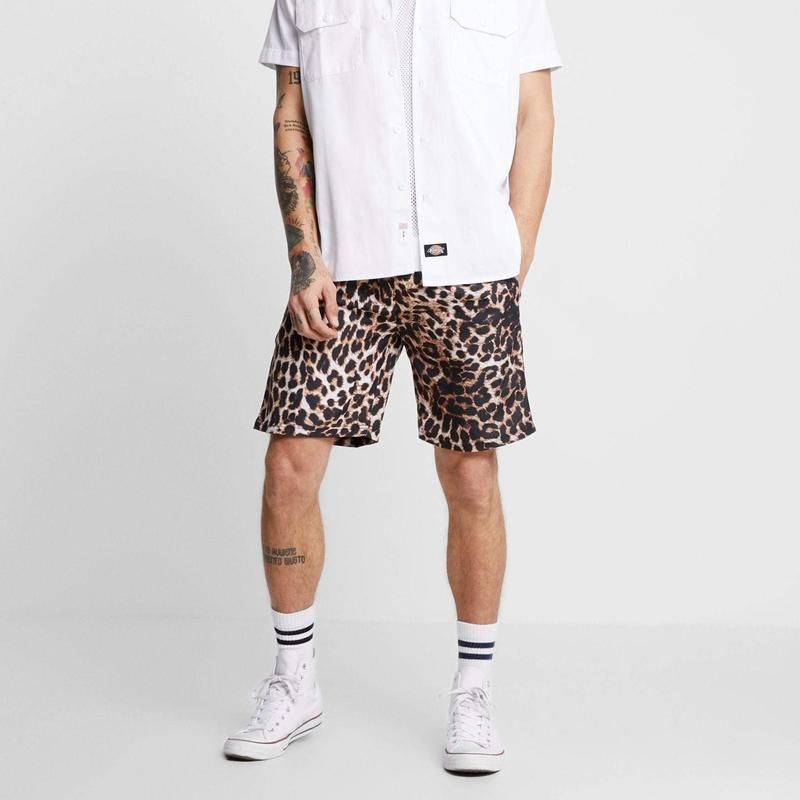 Leo short with leopard print all-over, Adjustable waistband, Side pockets and hip pocket