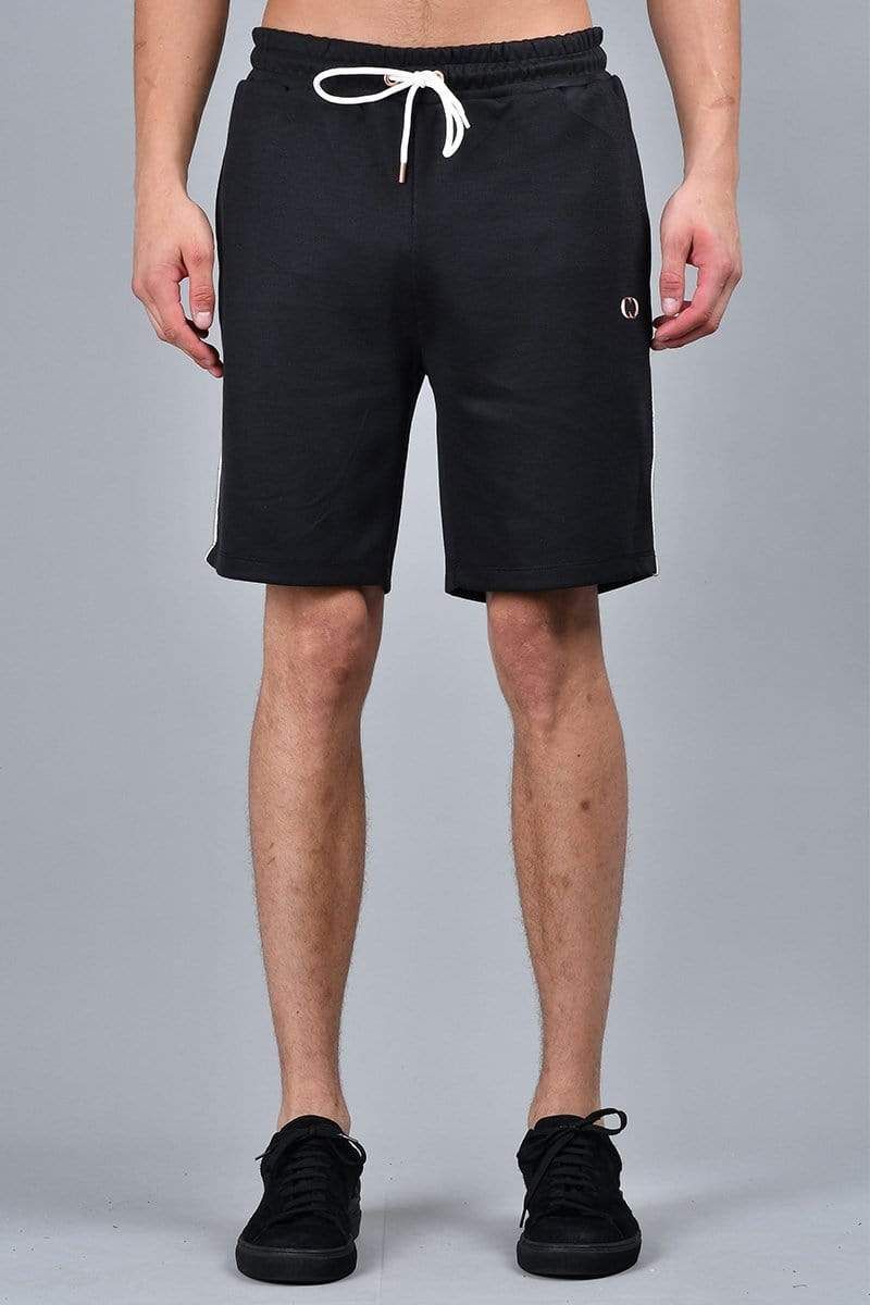 Wise shorts with olive and white taping details, CD logo, Side pockets and hip pocket, Adjustable waistband