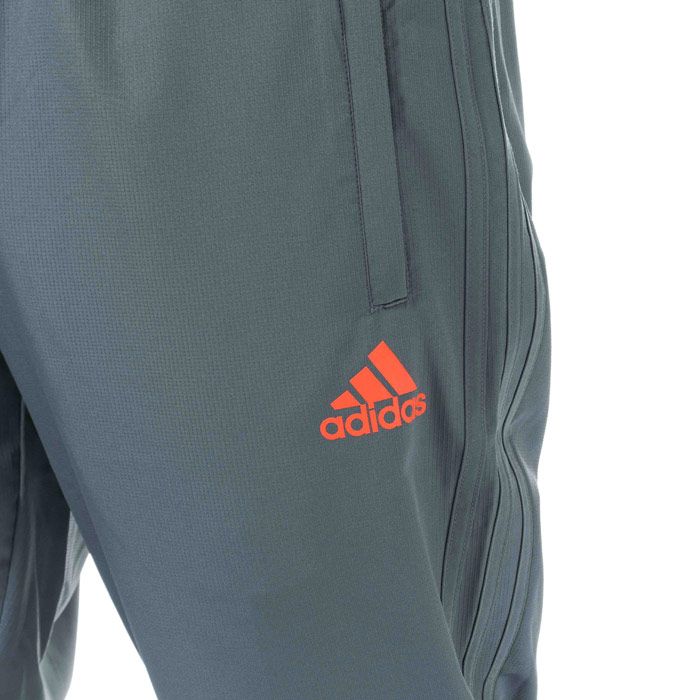 Mens adidas Condivo 18 Woven Pants in onix - orange<BR><BR>- climalite fabric sweeps sweat away from your skin.<BR>- Elasticated waist with inner drawcord.<BR>- Zipped side welt pockets.<BR>- Applied 3-Stripes to sides.<BR>- Ankle zips for easy on - off.<BR>- Mesh lining.<BR>- adidas brandmark below left pocket.<BR>- Slim fit.<BR>- Main material: 100% Polyester.  Machine washable.<BR>- Ref: CV8254