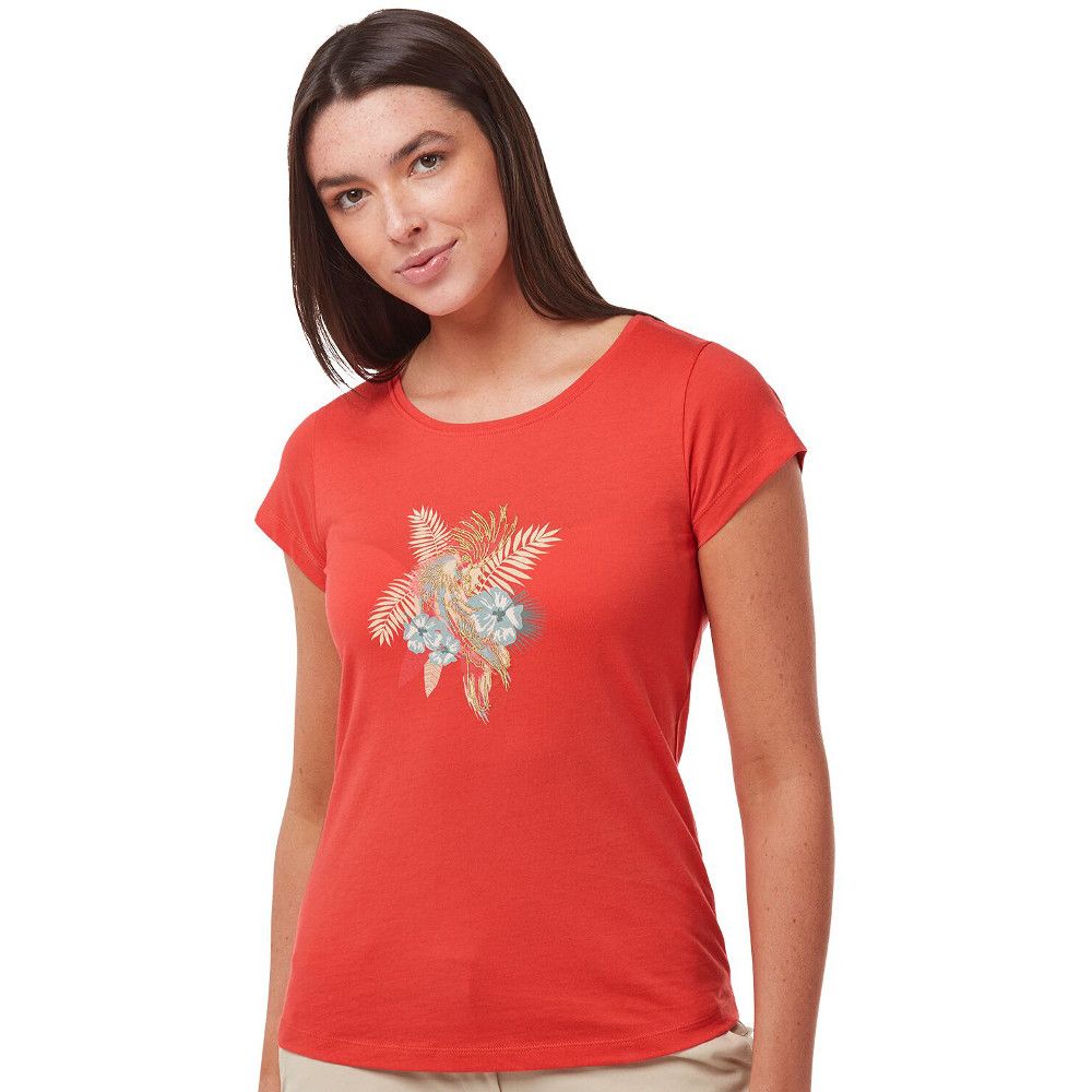 A sweet little 100% cotton jersey crew-neck tee, Lima is available in a varied colour palette that features a selection of illustrated graphics on the theme of travel with tropical birds and dreamy watercolour cities in the mix.