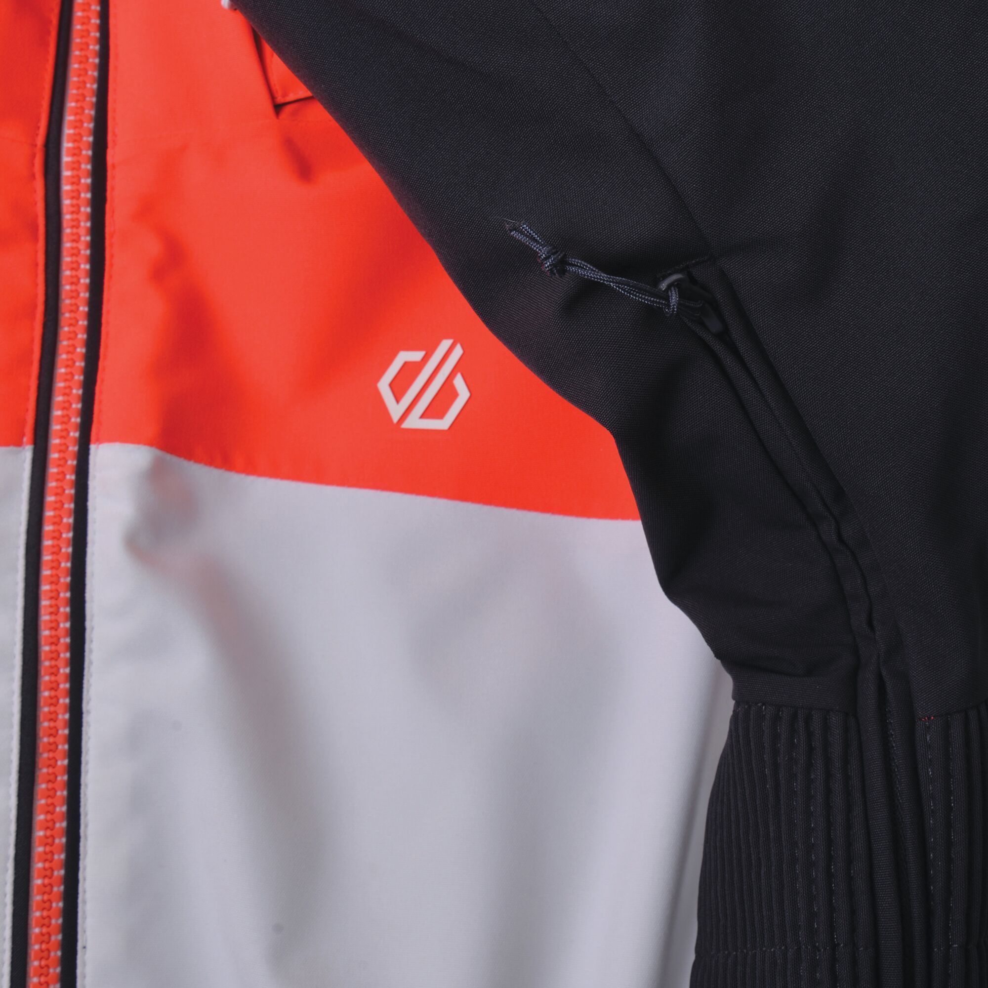 Material: polyester: 100%. AEP Kinematics. Waterproof and breathable Ared V02 20000 Oxford polyester 4-way stretch fabric. Durable water repellent finish. Taped seams. Underarm ventilation zips with mesh lining. Detachable performance fit technical hood with adjusters and wired peak. Removable make up guard. Articulated sleeve design with extra articulation to sleeve lining. 2 lower zip pockets. Zip access at cuff with integrated ski pass pocket. Inner stretch bound cuffs with thumb loops. Adjustable shockcord hem system. High loft polyester insulation. Strategically placed stretch, technical mesh and part warm touch scrim linings. Detachable snowskirt with stretch panel and gel gripper tape. 2 internal zipped pockets incl. headphone port and mesh stow pocket with lens wipe cloth.