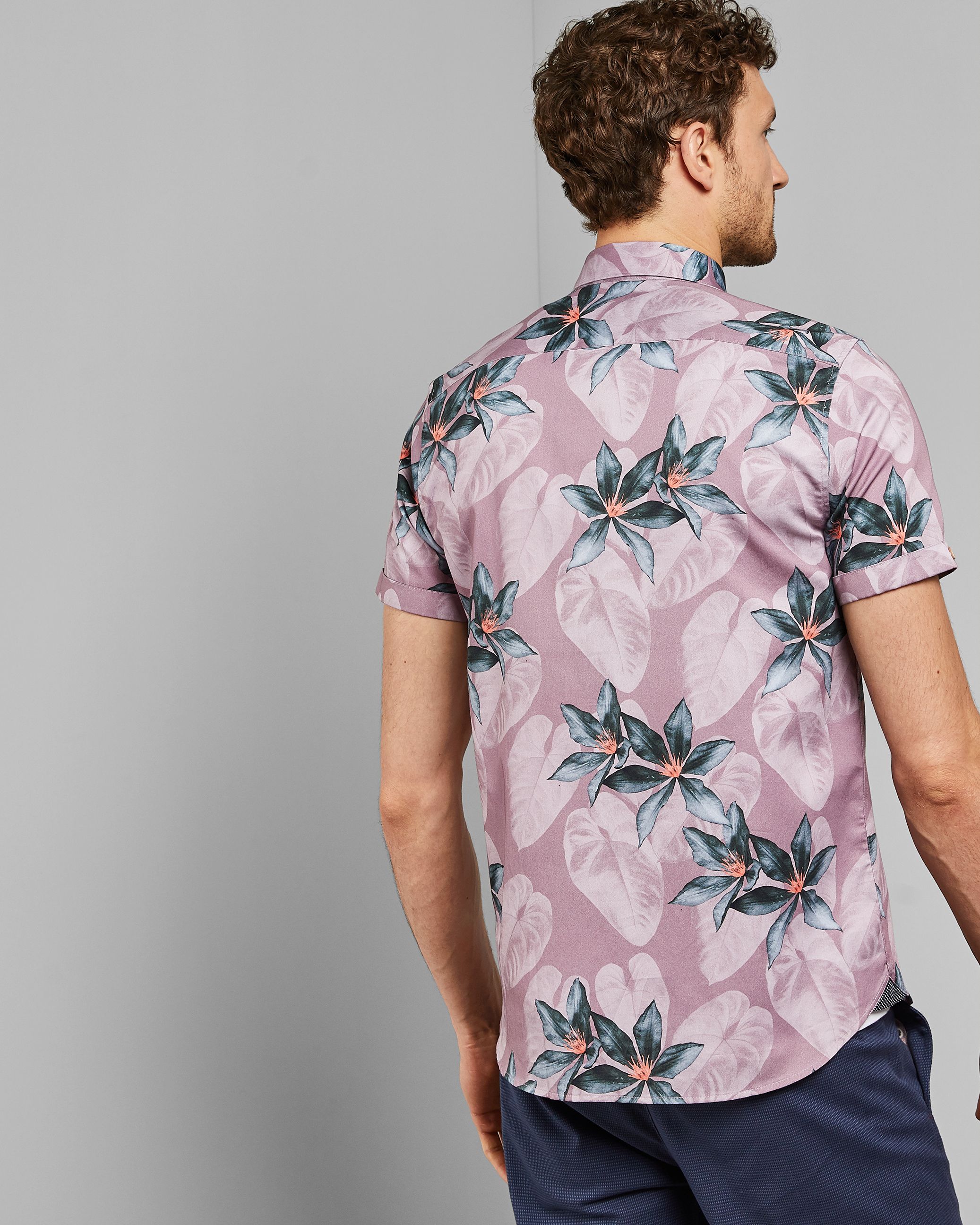 Short-Sleeved Tropical Printed Shirt