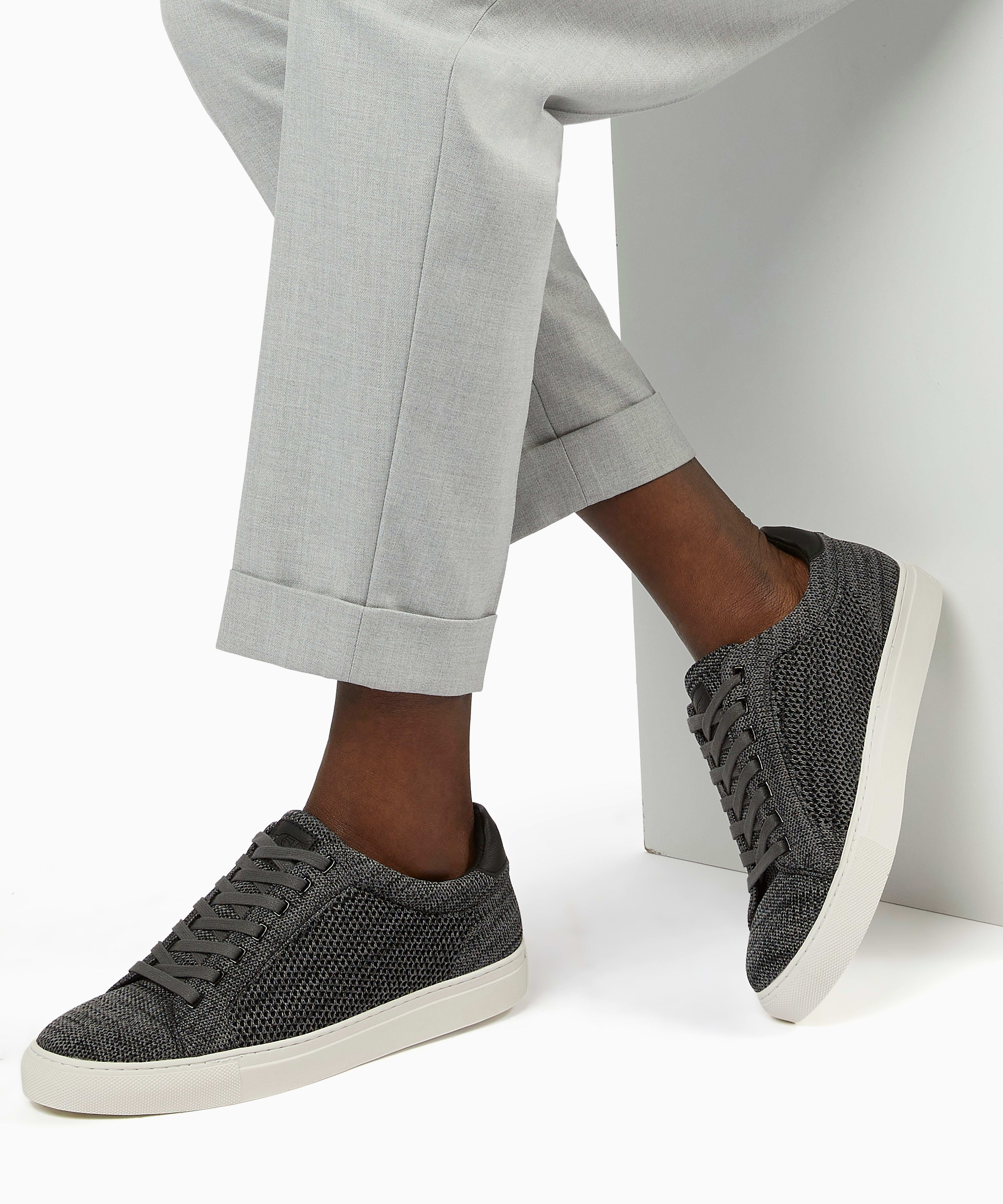 With a trend-led knitted upper and a retro-sneaker silhouette, these trainers are perfect for the summer months. This modern style is wonderfully comfortable and ideal for everyday wear.