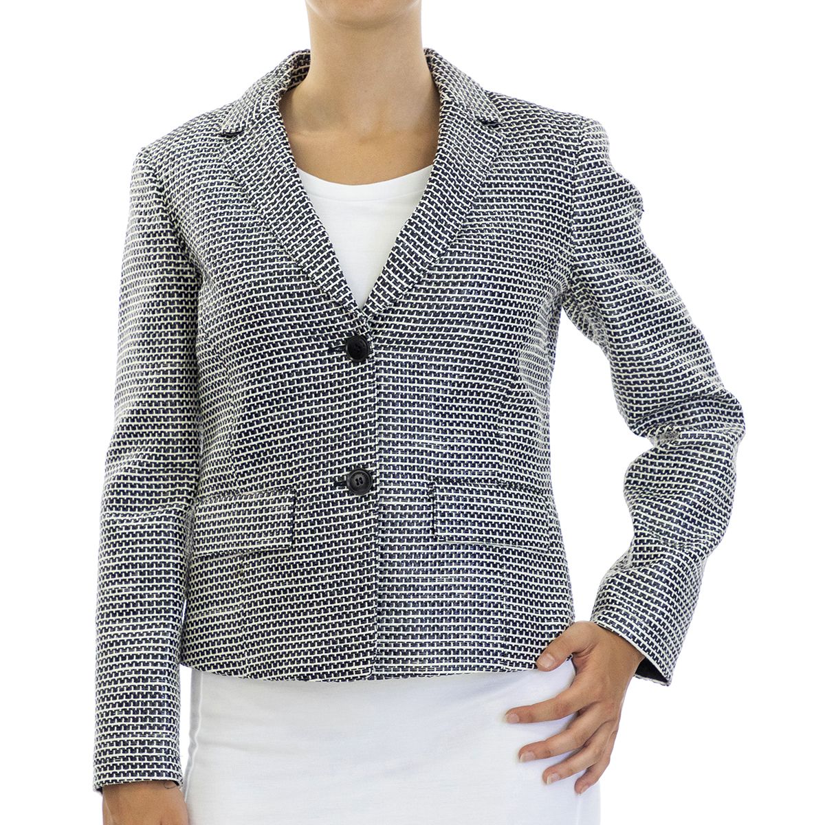 Armani Exchange 3Z2G662N26Z-F005-46 Elegant and chic, this blazer is perfect for any formal occasion.