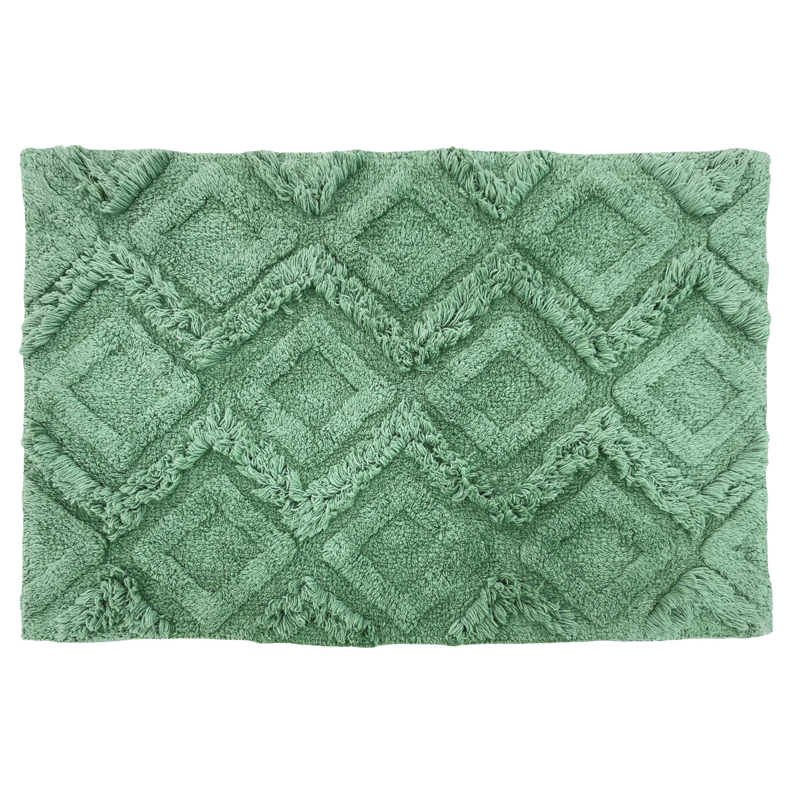 Celebrating an iconic global design, the Diamond cotton tufted bath mat has a wonderfully soft underfoot, and is also quick-drying with an anti-slip quality, keeping it in place on your bathroom floor.
