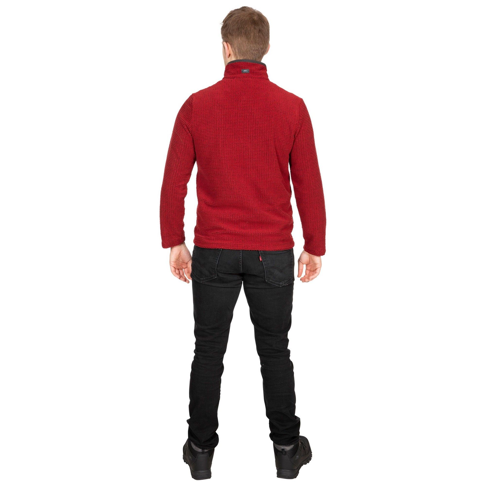 Shell: 100% Polyester fleece, Facings: 96% Polyester/4% Elastane. Textured fleece. 1/2 zip neck. Chin guard. Airtrap. 220gsm. Trespass Mens Chest Sizing (approx): S - 35-37in/89-94cm, M - 38-40in/96.5-101.5cm, L - 41-43in/104-109cm, XL - 44-46in/111.5-117cm, XXL - 46-48in/117-122cm, 3XL - 48-50in/122-127cm.