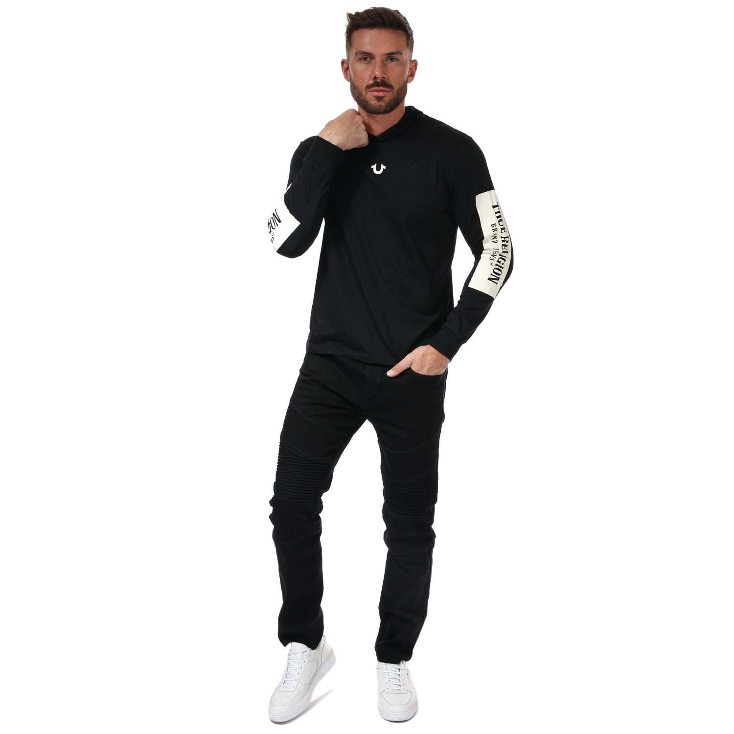 Mens True Religion Hooded Long Sleeve Logo T- Shirt in black.- Hooded neckline.- Long sleeves.- Ribbed cuffs.- Horseshoe logo at the chest and True Religion lettering design down the sleeve.- Regular fit.- 60% Cotton  40% Polyester. Machine washable.- Ref: 1055621001