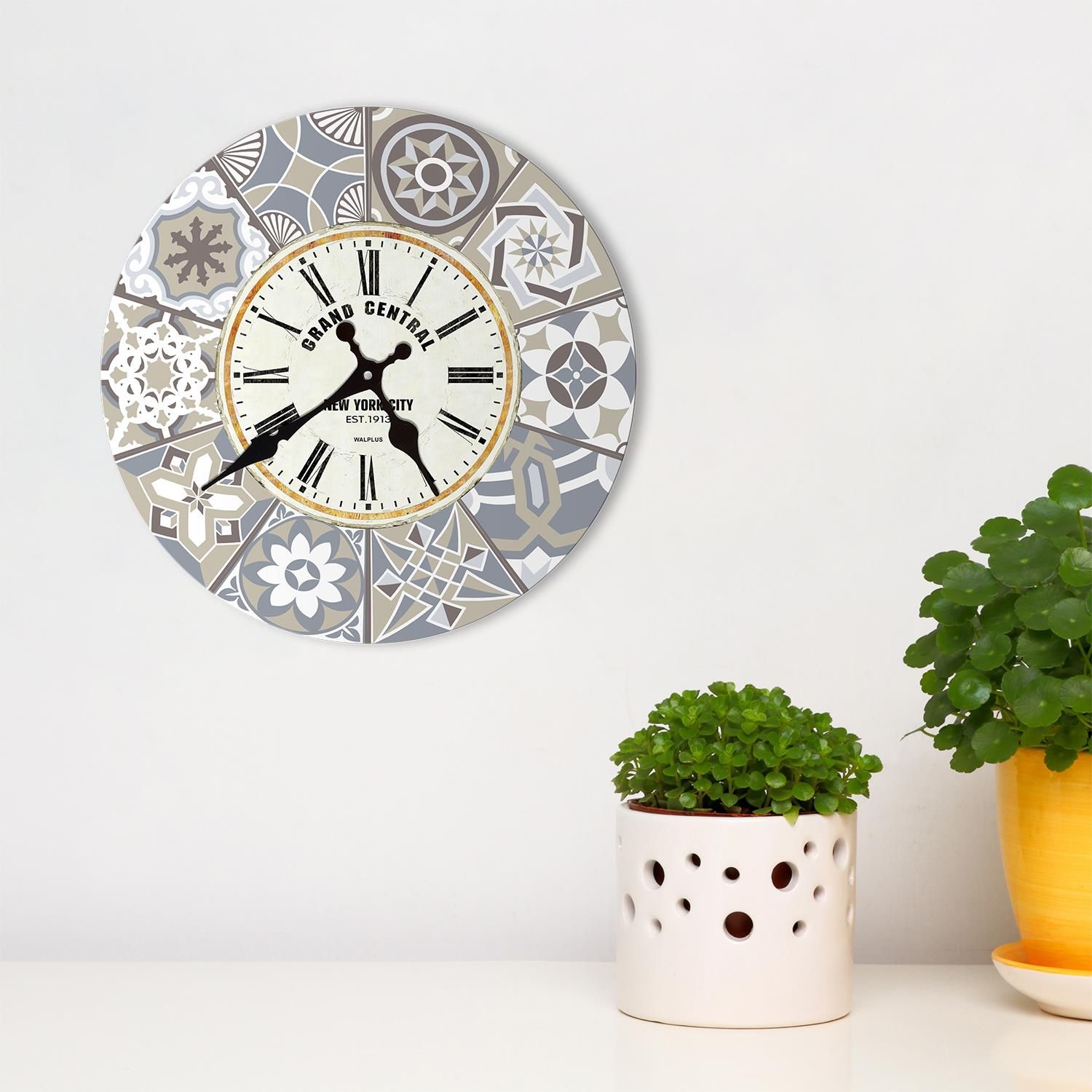 Wooden Round Wall Clock School Office Home Kitchen Decor Quartz Designs 23 cm 