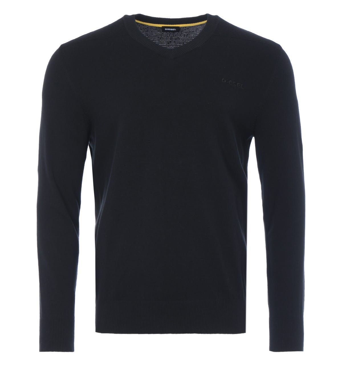 Knitted from a stretch cotton blend, this classic v-neck sweater, has been refreshed with Diesel DNA. Featuring a ribbed v-neck, cuffs and hem, with horizontal rib-knit detailing to the shoulders. Finished with the iconic broken Diesel logo embroidered at the chest.Regular Fit, Stretch Cotton Blend, Classic V-Neck, Ribbed Cuffs & Hemline, Horizontal Rib-Knit Shoulder Detail, Diesel Branding. Style & Fit:Regular Fit, Fits True to Size. Composition & Care:78% Cotton, 19% Nylon, 3% Elastane, Machine Wash.