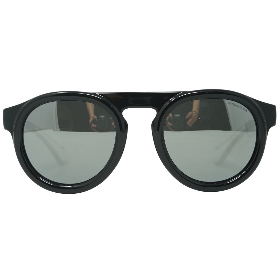Lens Width = 51mm. Nose Bridge Width = 23mm. Arm Length = 140mm. Sunglasses, Sunglasses Case, Cleaning Cloth and Care Instructions all Included. 100% Protection Against UVA & UVB Sunlight and Conform to British Standard EN 1836:2005