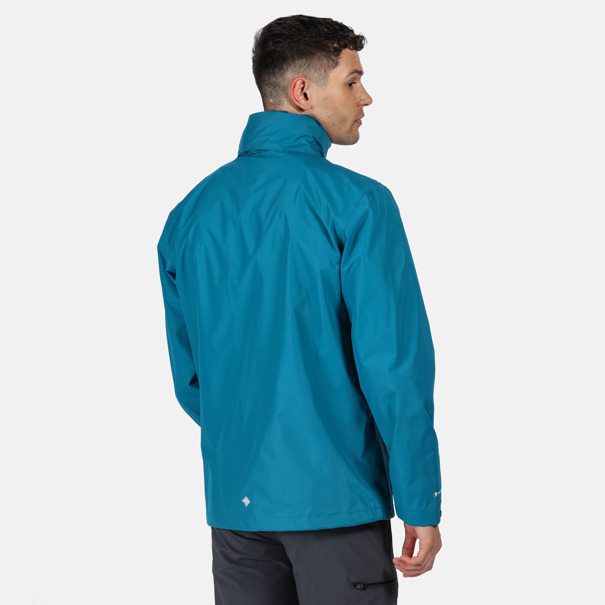 The mens Matt is a classic waterproof shell jacket styled with a relaxed everyday fit for weekend strolls or day-to-day wear. Its made from seam sealed Hydrafort fabric to guard against showers and comes fully lined for next-to-skin comfort. The adjustable hood zips away during dry spells and the hem can be pulled in for a close, breeze-blocking fit. Finished with two zipped pockets for keys, phones (and dog biscuits). 100% Polyester. Regatta Mens sizing (chest approx): XS (35-36in/89-91.5cm), S (37-38in/94-96.5cm), M (39-40in/99-101.5cm), L (41-42in/104-106.5cm), XL (43-44in/109-112cm), XXL (46-48in/117-122cm), XXXL (49-51in/124.5-129.5cm), XXXXL (52-54in/132-137cm), XXXXXL (55-57in/140-145cm).