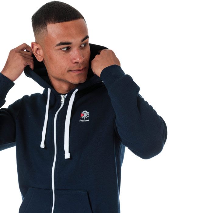 Mens Reebok Classics Fleece Zip Hoody in collegiate navy.<BR><BR>- Drawcord-adjustable hood.<BR>- Full zip fastening.<BR>- Long sleeves.<BR>- Kangaroo style pockets to front.<BR>- Reebok Classics Starcrest logo embroidered at left chest.<BR>- Cropped length.<BR>- Regular fit.<BR>- Main material: 80% Organic cotton  20% Polyester.  Rib: 95% Cotton  5% Elastane.  Hood lining: 100% Cotton.  Machine washable.<BR>- Ref: DT8128
