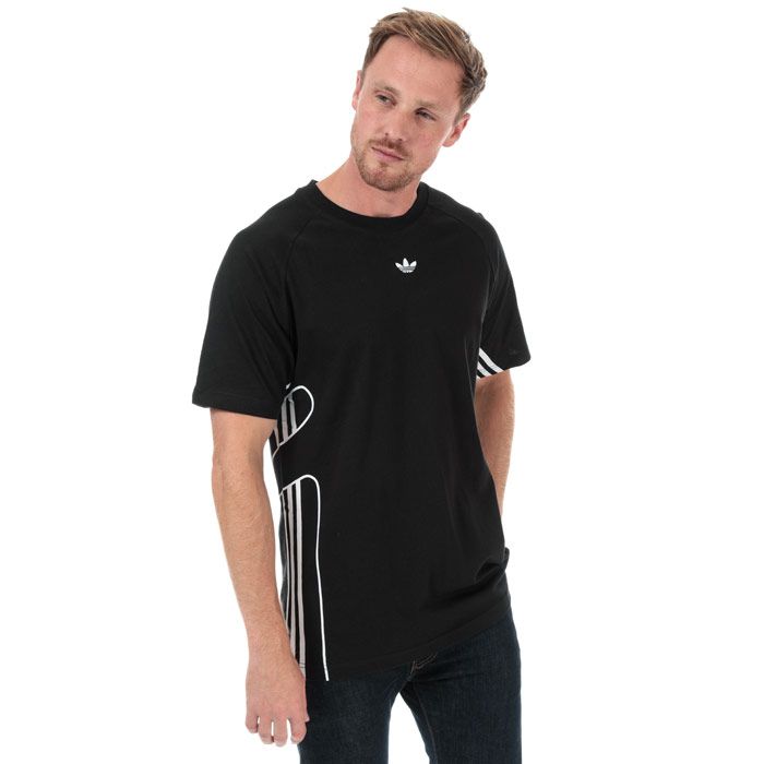 Mens adidas Originals Flamestrike T-Shirt in black.<BR><BR>- Ribbed crew neck.<BR>- Short raglan sleeves with printed 3-Stripes.<BR>- Flamestrike pattern printed to sides.<BR>- Rolled-back seam detail.<BR>- Embroidered Trefoil logo at centre chest.<BR>- Tonal back neck tape.<BR>- Regular fit.<BR>- Main material: 100% Cotton.  Machine washable.<BR>- Ref: DU8107