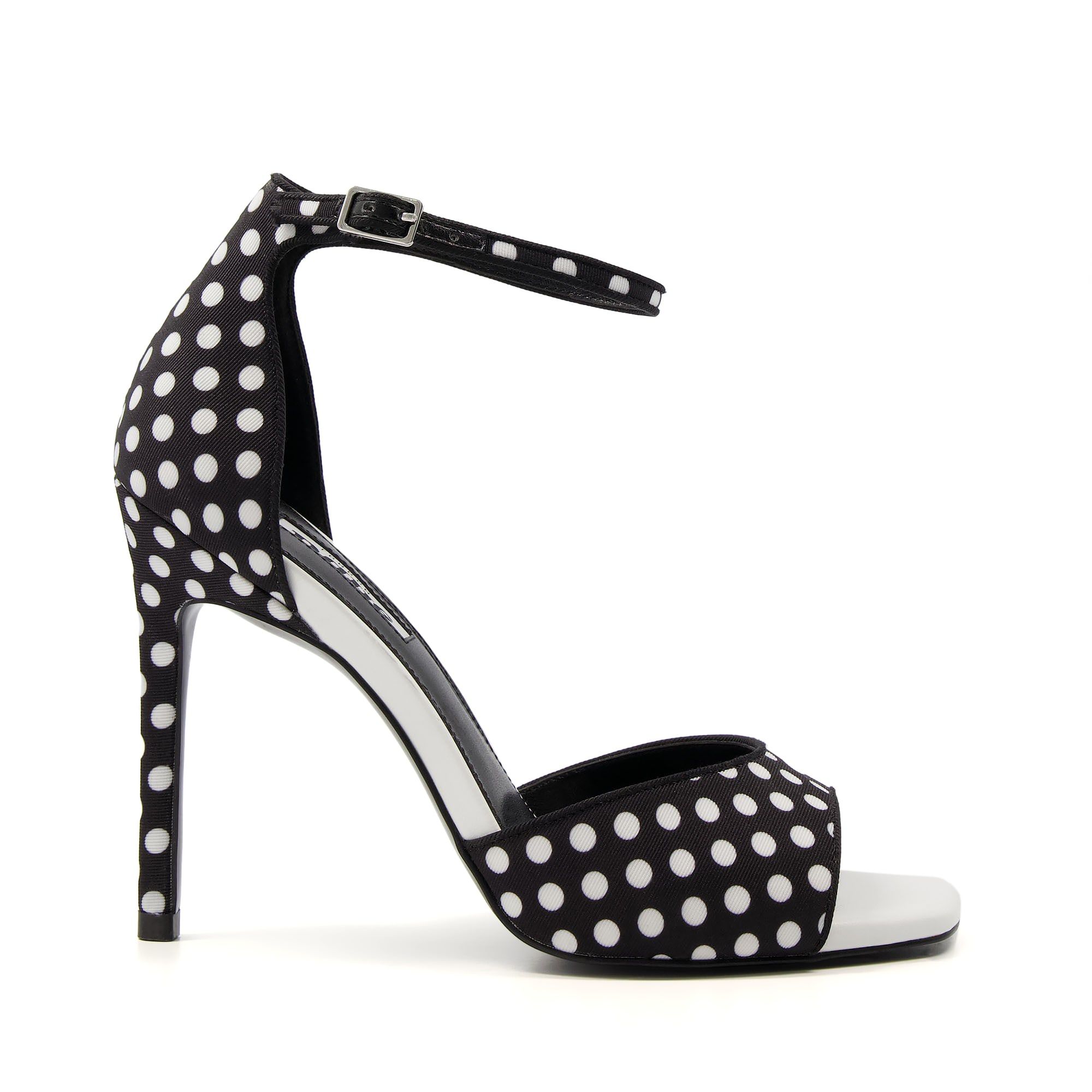 The perfect style for summer events, our Mango heels feature a classic monochrome polka-dot. Team this peep-toe pair with vibrant colours for a feminine uplift.