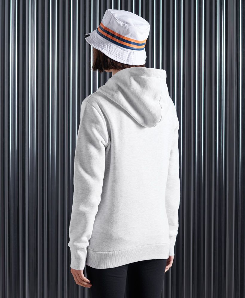 Get a cozy hoodie with an energized look. The Core Logo Transit Hoodie has a slim fit to hug your figure and features each colour available features a unique design.Slim fit – designed to fit closer to the body for a more tailored lookDrawstring hoodRibbed cuffs and hemFront pouch pocketFleece liningPrinted graphics