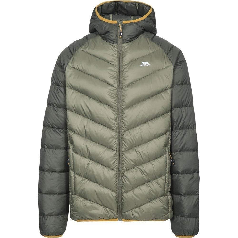 Helping you to keep warm and on-trend, the Rusler mens down jacket will allow you to go about your day comfortably even when it`s cold out. Grown on hood, down padded jacket. Contrast binding on hood, cuffs and hem. Contrast sleeve and hood detail. Material: Shell: 100% Polyamide. Lining: 100% Polyamide. Filling: 90% Down 10% Feather. Trespass Mens Chest Sizing (approx): S - 35-37in/89-94cm, M - 38-40in/96.5-101.5cm, L - 41-43in/104-109cm, XL - 44-46in/111.5-117cm, XXL - 46-48in/117-122cm, 3XL - 48-50in/122-127cm.