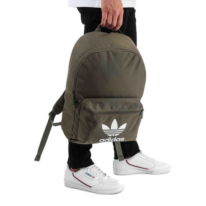 Mens adidas Originals adicolour Classic Backpack  Khaki. <BR><BR>- Dimensions: 30 cm x 44 cm x 17cm <BR>- Volume: 24L.<BR>- Trefoil backpack.<BR>- Front zip pocket.<BR>- Side water bottle pockets.<BR>- Padded adjustable shoulder straps.<BR>- This product is made with Primegreen  a series of high-performance recycled materials. <BR>- 100% recycled polyester plain weave. Machine washable.<BR>- Ref: ED8670.