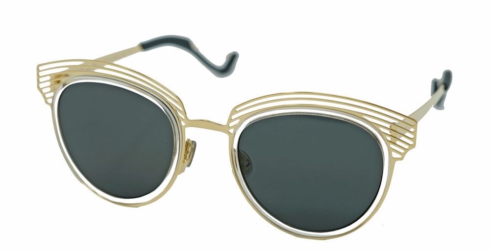 Dior Enigme 000/Y1 Sunglasses. Lens Width =51mm. Nose Bridge Width =22mm. Arm Length = 145mm. Sunglasses and Branded Sunglasses Case, Cleaning Cloth and Care Instructions all Included. 100% Protection Against UVA & UVB Sunlight and Conform to British Standard EN 1836:2005