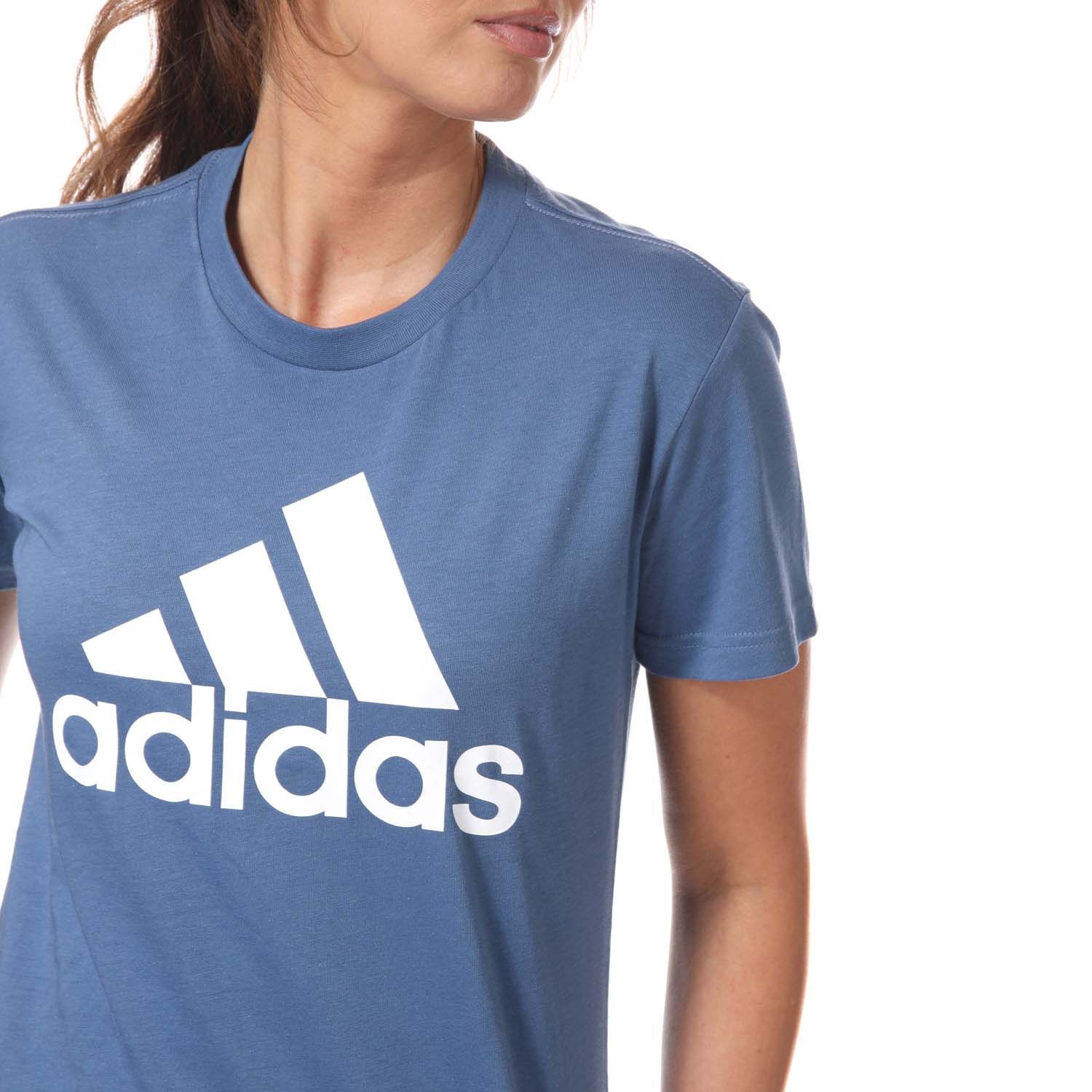 Womens adidas LOUNGEWEAR Essentials Logo T- Shirt in blue- white.- Crewneck.- Short sleeves.- Oversized adidas Badge of Sport logo across the chest.- Regular fit.- Main material: 100% Cotton. Machine washable. - Ref: GL0728