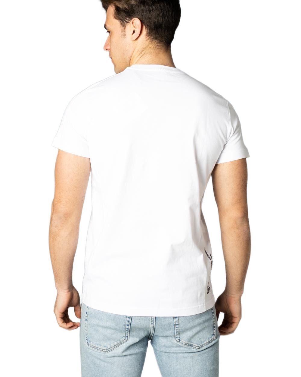 Brand: Diesel Gender: Men Type: T-shirts Season: Spring/Summer  PRODUCT DETAIL • Color: white • Pattern: print • Fastening: slip on • Sleeves: short • Neckline: round neck  COMPOSITION AND MATERIAL • Composition: -100% cotton  •  Washing: machine wash at 30°