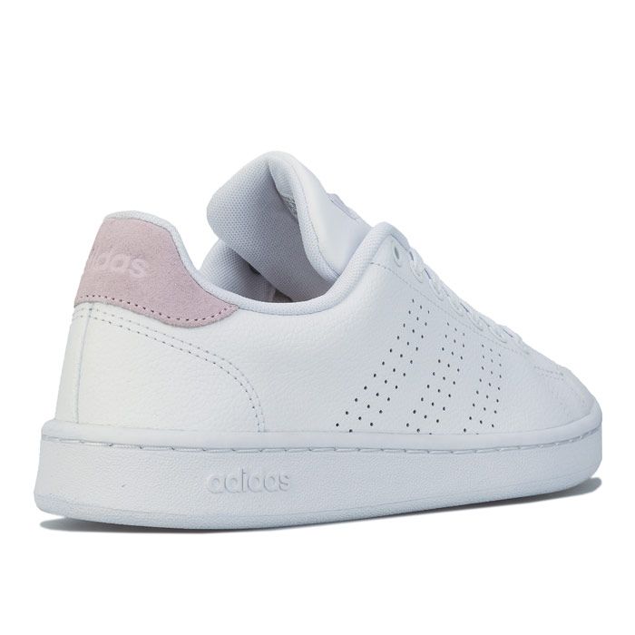 Women's adidas Advantage Trainers in White