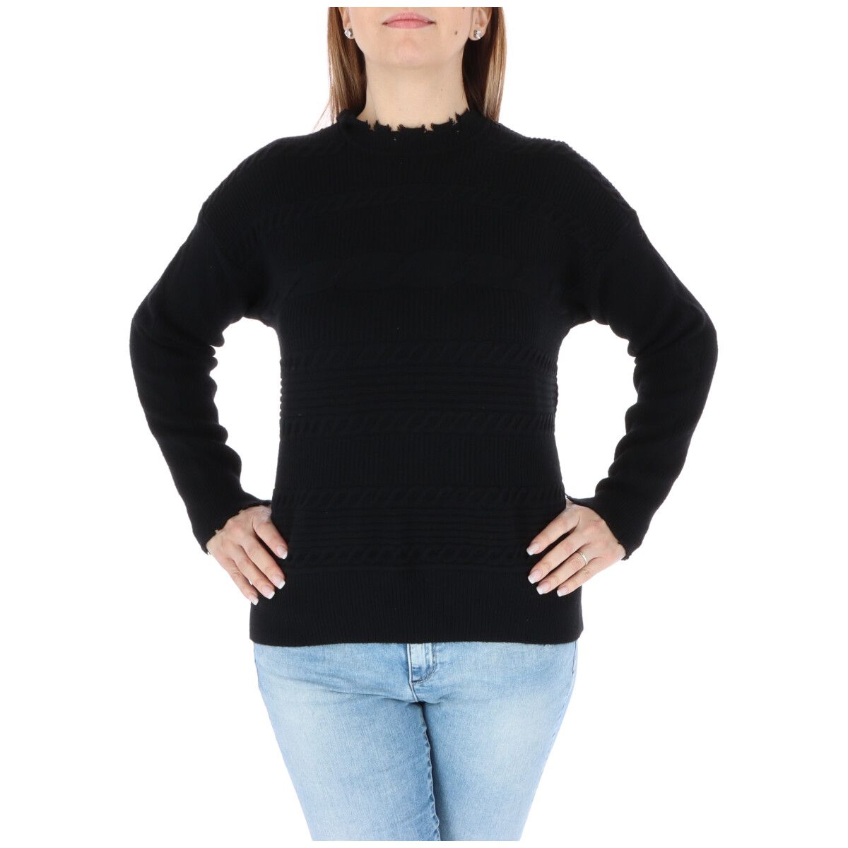 Brand: Pinko
Gender: Women
Type: Knitwear
Season: Fall/Winter

PRODUCT DETAIL
• Color: black
• Sleeves: long
• Neckline: round neck
•  Article code: 1N12YF Y6DG

COMPOSITION AND MATERIAL
• Composition: -20% polyamide -28% polyester -52% viscose 
•  Washing: machine wash at 30°