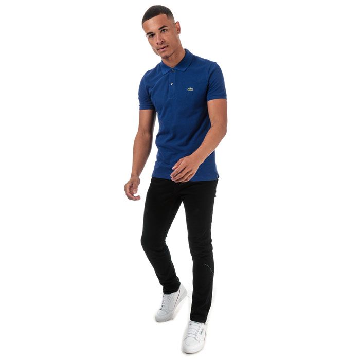 Mens Lacoste Slim Fit Petit Polo Shirt  Blue. <BR><BR>- Signature design. <BR>- Cotton pique combines comfort and elegance.<BR>- Slim fit.<BR>- Ribbed collar and armbands.<BR>- 2-button placket.<BR>- Green crocodile embroidered on chest. <BR>- Cotton 100%. Machine washable.<BR>- Ref: PH4012009Q8.