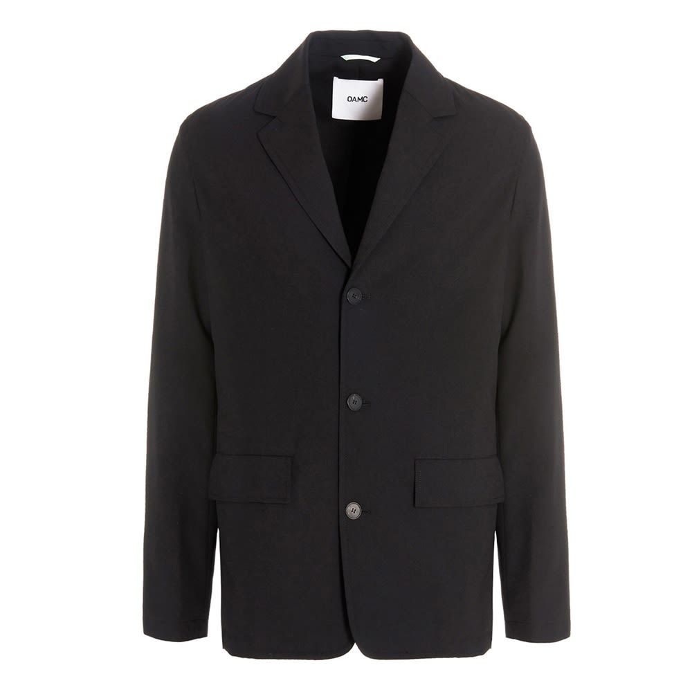 'Kern' three-button virgin wool blazer with notch lapels, patch pockets and a comfort fit.