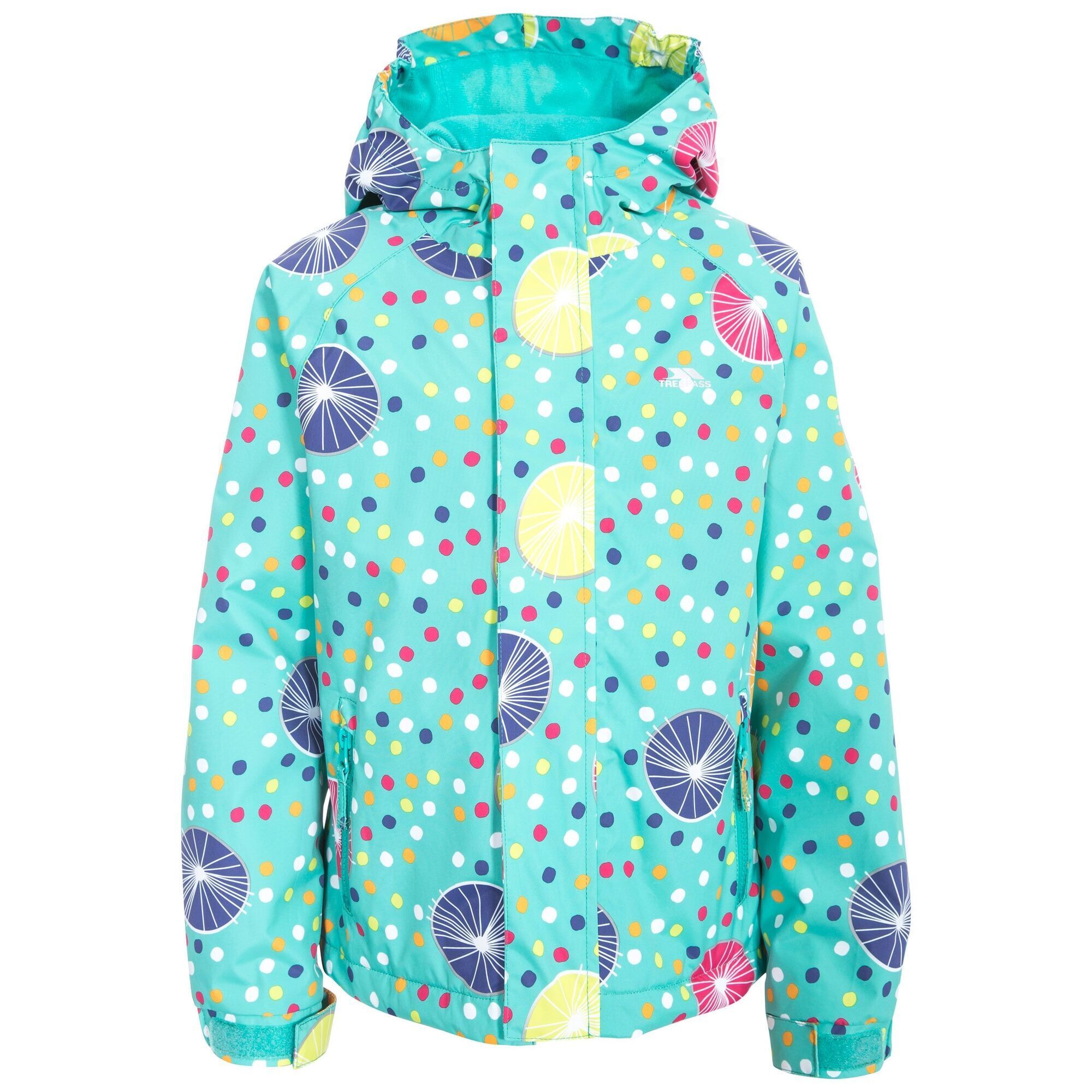 All over printed jacket. Grown on hood. 2 zip pockets. Adjustable cuffs. Waterproof 3000mm, windproof, taped seams. Shell: 100% Polyester, PVC coated, Lining: 100% Polyester. Trespass Childrens Chest Sizing (approx): 2/3 Years - 21in/53cm, 3/4 Years - 22in/56cm, 5/6 Years - 24in/61cm, 7/8 Years - 26in/66cm, 9/10 Years - 28in/71cm, 11/12 Years - 31in/79cm.