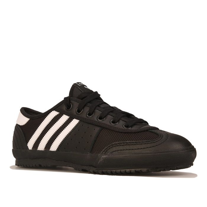 Mens adidas Originals Tischtennis Trainers in black- white.<BR><BR>- Leather upper.<BR>- Lace fastening.<BR>- Embroidered Trefoil branding to tongue.<BR>- Printed Trefoil branding to heel.<BR>- Archive-inspired sneakers.<BR>- Rubber outsole. <BR>- Leather upper  Leather and textile lining  Synthetic sole.<BR> Ref.: FV9664